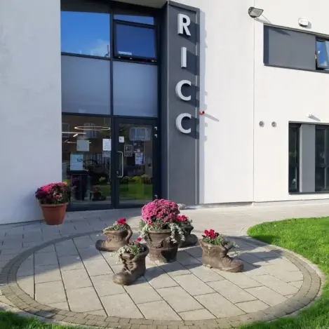 Picture of the front of the Ringsend Community Centre.