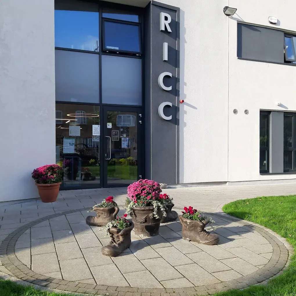 Picture of the front of the Ringsend Community Centre.